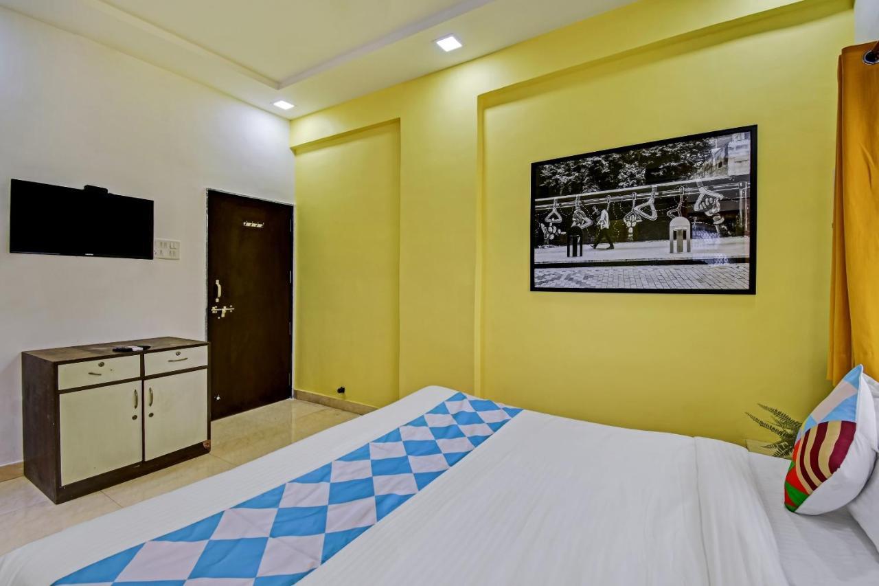 Oyo Home 78047 Alluring Stay Pimpri Pimpri-Chinchwad Buitenkant foto